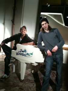 Zwa Voitrottln mit dem Zwa-Voitrottln-Flügel 2011